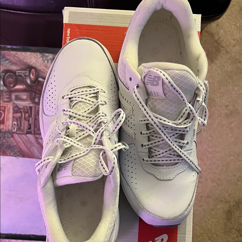 New Balance All White Leather Shoes - Picture 3 of 5